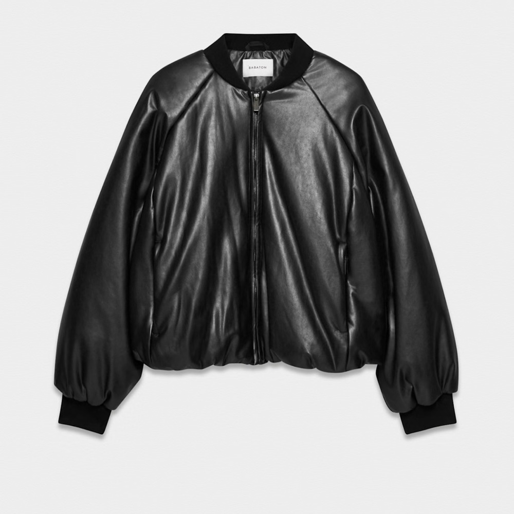 Aritzia Billboard Bomber Women's Black Puffer Jacket